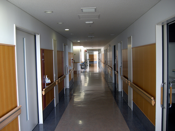 病院廊下